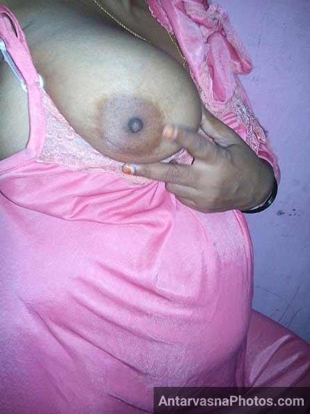 Indian Nighty Sex - Nighty me aunty ke big boobs â€“ Antarvasna Indian Sex Photos