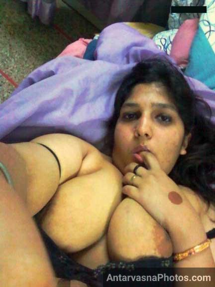 Tamanna aunty ke big boobs ke pics - Chudakkad aunty hot pics