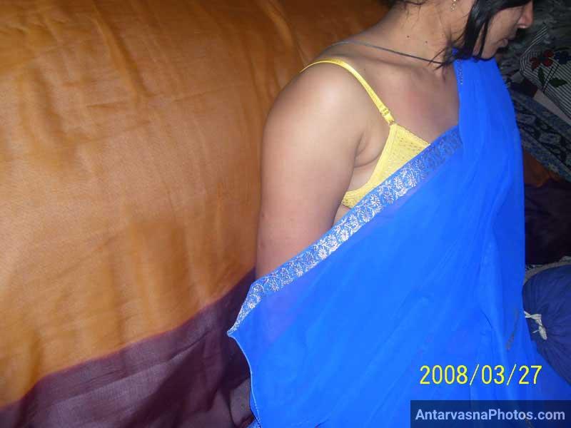 Transparent saree me sexy bra panty - Aunty sex pics