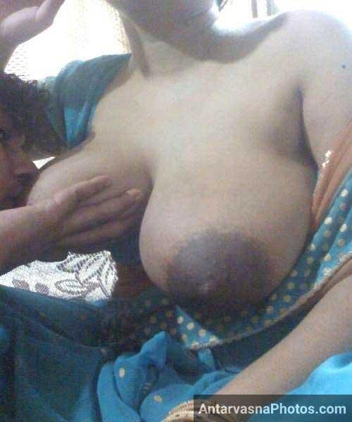 Chubby Rajasthani aunty boobs sucking by lover