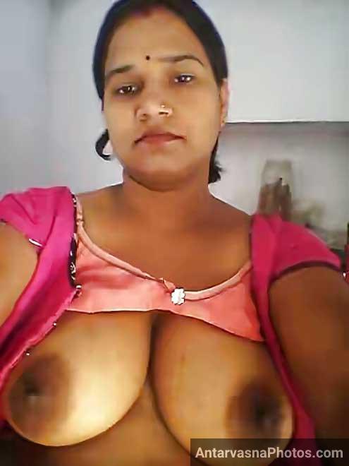 Bhabhi apne nude Indian pics dikha ke lund khade karti hai