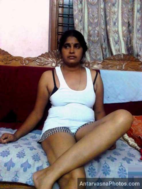 Amateur nude Vadodara bhabhi ke sexy pics