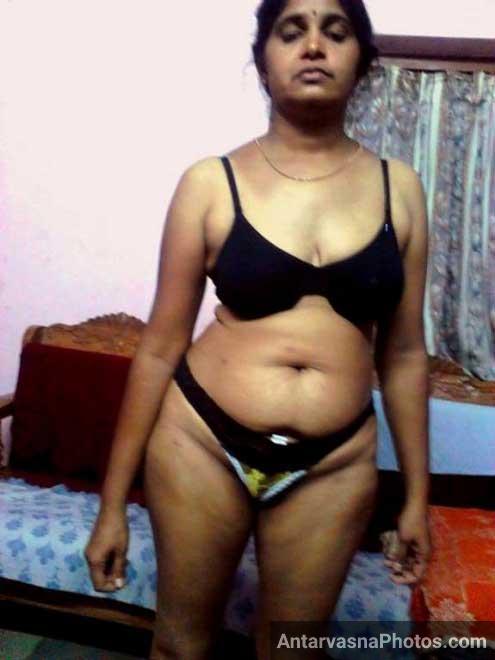 Vadodara nude pictures in Sunny Leone