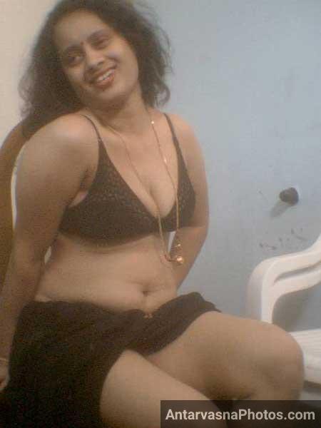 Chudasi Deepa Bhabhi Hot Lag Rahi He Antarvasna Indian Sex Photos