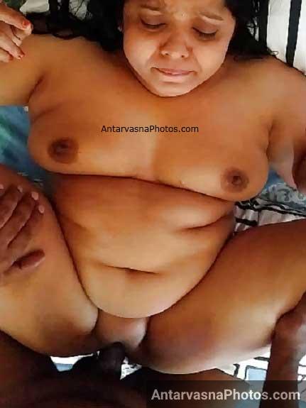 Moti Nangi Aunty Ne Apni Chut Me Nokar Ka Lund Liya Antarvasna Indian Sex Photos
