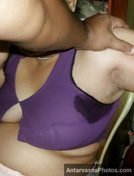 Mature aunty sweating and hairy Indian armpits