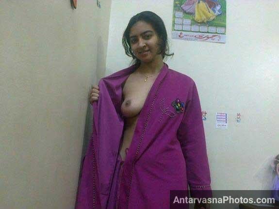 Nude Indian girl lovely Janvi ki hot karne wali pic