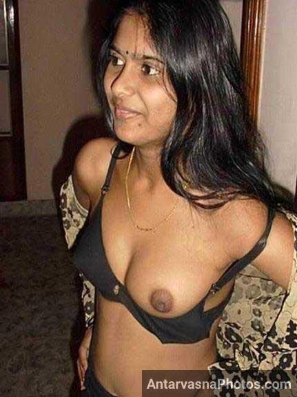 Sexy Indian girl ki kadak chuchiya