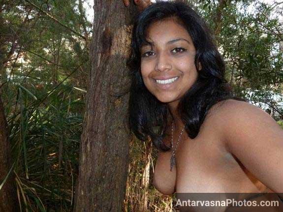 Nude Indian girl ki gandi selfie