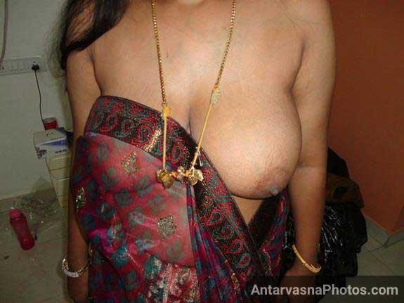 Nude Indian wife ke boobs ka photo