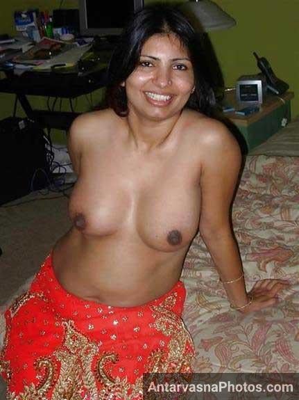 indian boobs dikha ke khush he