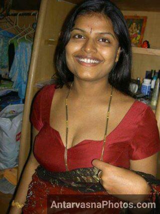big boobs Indian babe Keira ke sexy photo enjoy kare