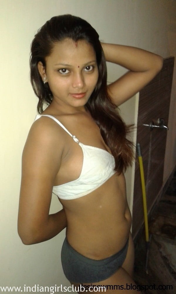 Cute Desi Bhabhi Ki Sexy Boobs Images Antarvasna Photos