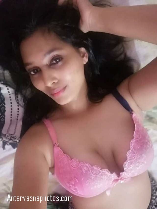 sexy pink bra me Teena