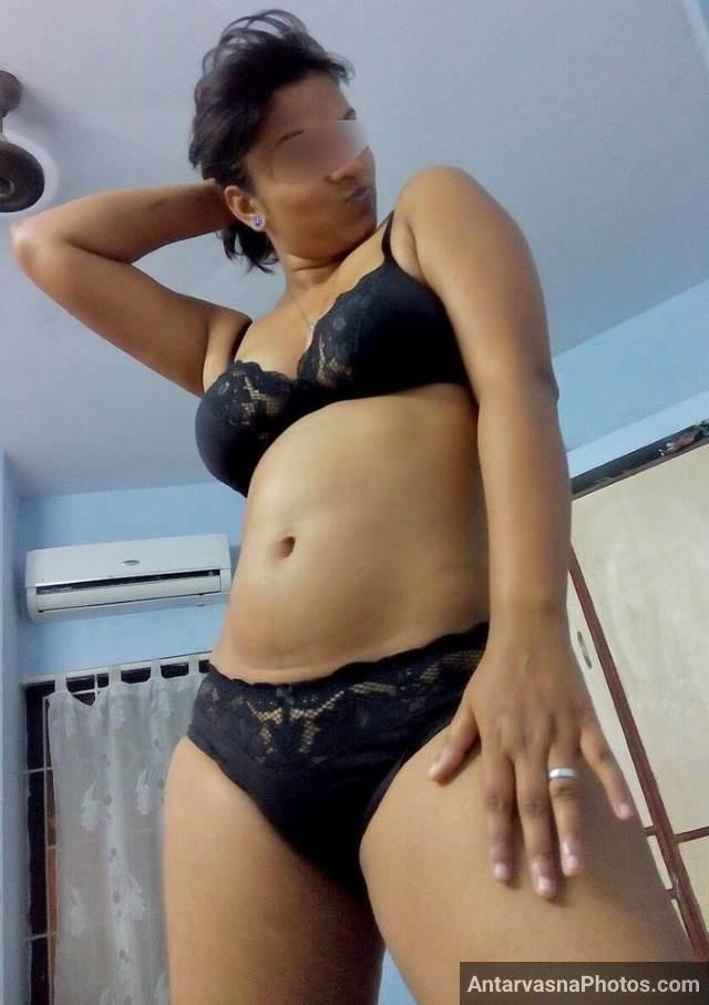 black bra panty me desi nude pics click karwati chudasi babe
