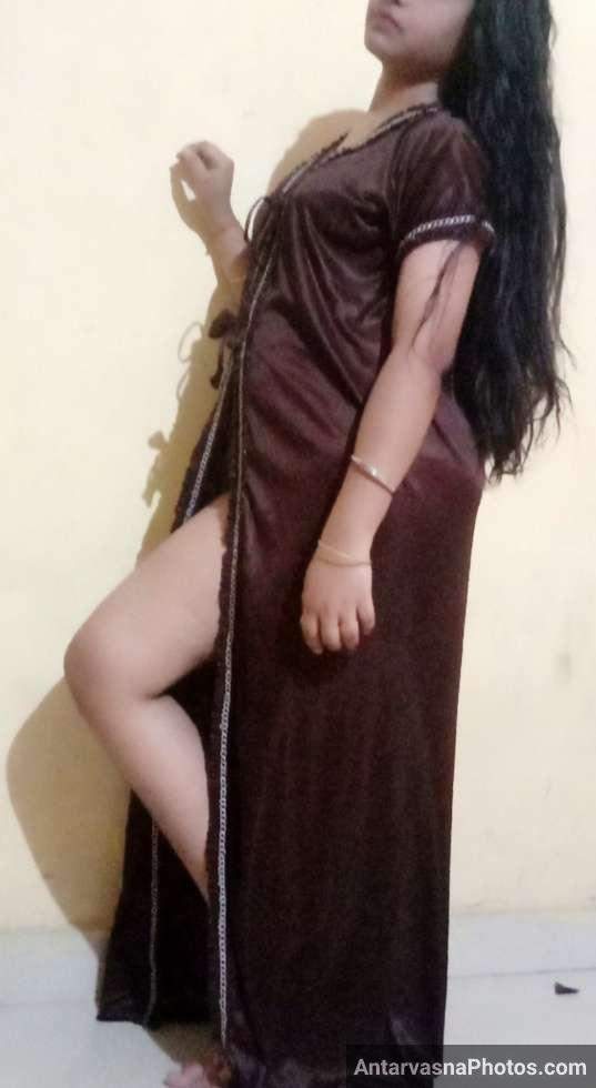 brown night gown hot desi wife pics 2