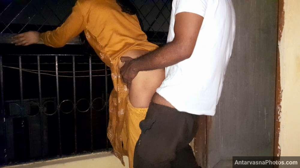 hot indian couple balcony sex pics 5
